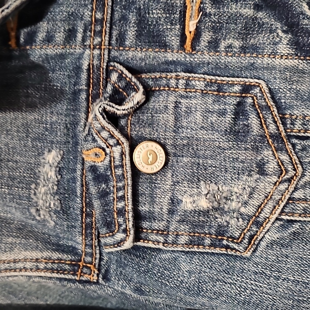 Hollister Distressed Blue Denim Jacket - Picture 3 of 9